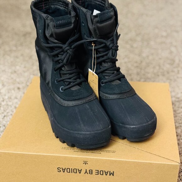 Yeezy 950 main image 2